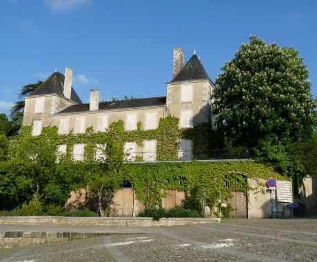 place arcais et moulin.jpg place arcais et moulin.jpg